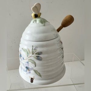 Lennox “Butterfly Meadow” Behive Honeypot w/Orig Wood Honey Dipper